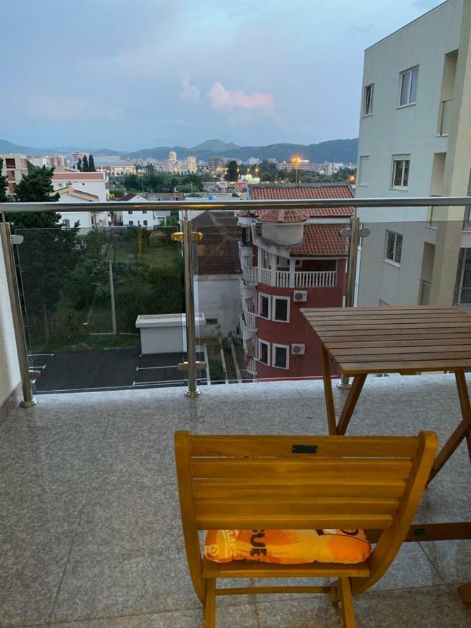 Luda Kuca Appartement Bar Buitenkant foto